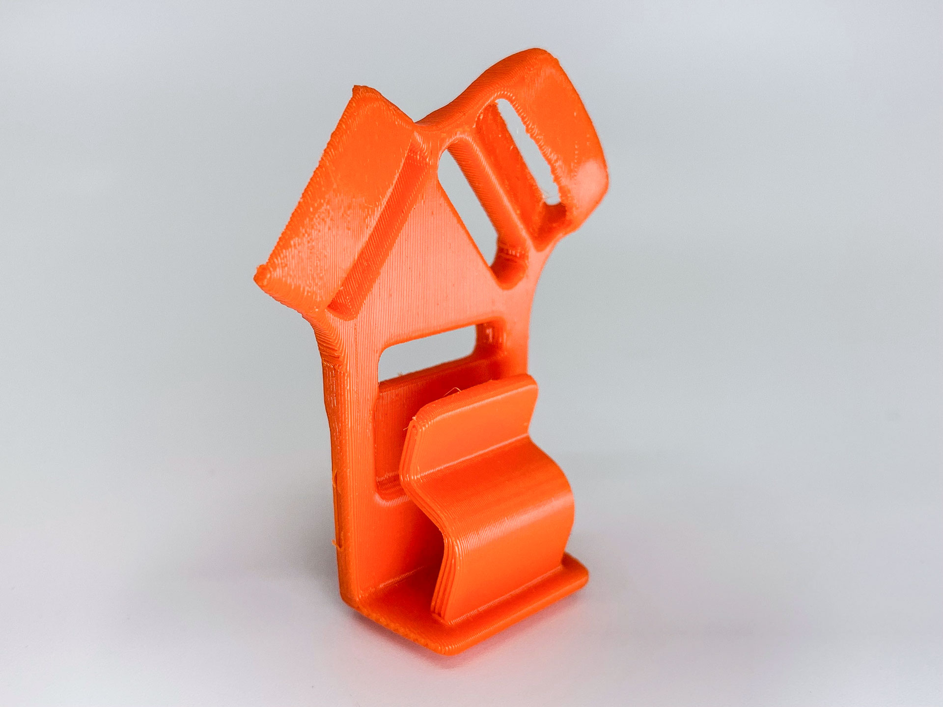 Luna-Sandals-3D-Printed-Wing-Post-TPU-Back-Iso
